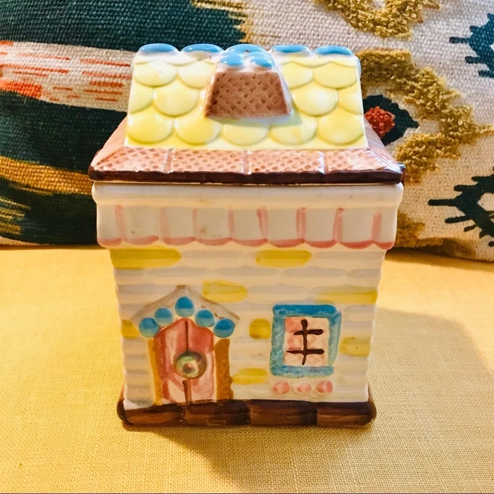 Vintage Grantcrest Japan Bone China Cookie Jar Gingerbread House Biscuit Candy
